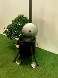 Казан новый,из чугуна