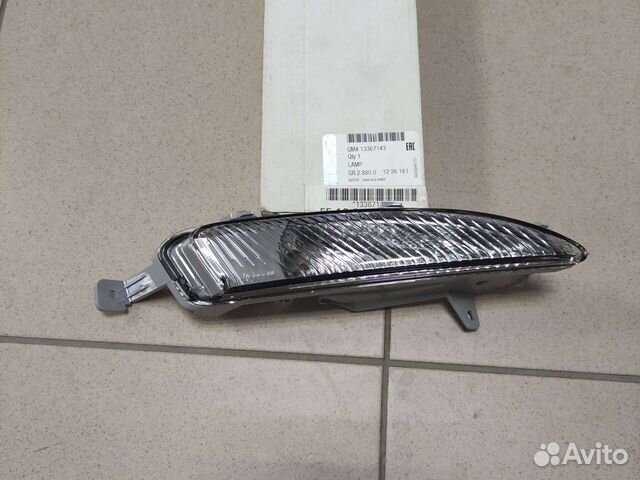 Повторитель поворота в бампер Opel Astra j