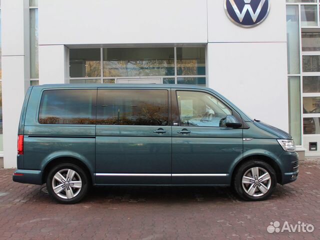 Volkswagen Multivan 2.0 AMT, 2018, 109 130 км