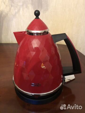 Чайник DeLonghi новый электрический