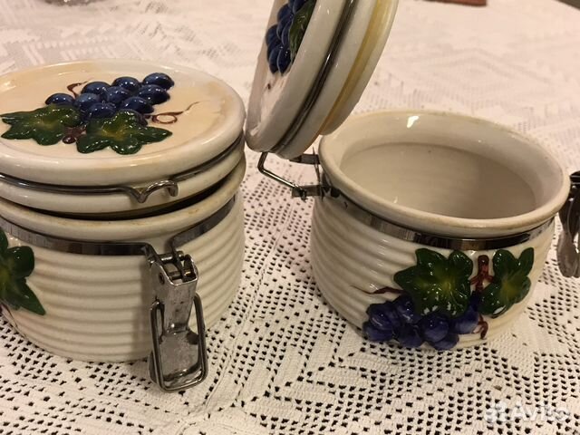 Пара. Банки для чая и кофе