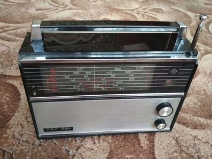 Радиоприемник VEF-201 винтажный usssr СССР