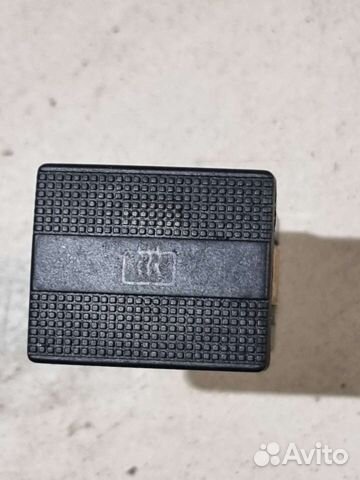 Кнопка обогрева стекла Фольксваген Гольф 3