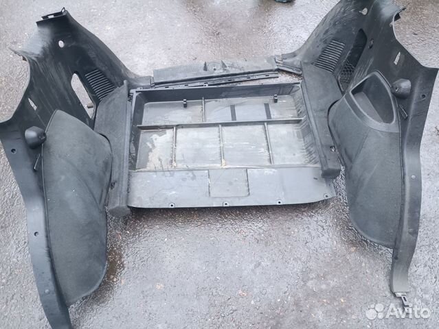 Обшивка багажника Kia Sorento 1