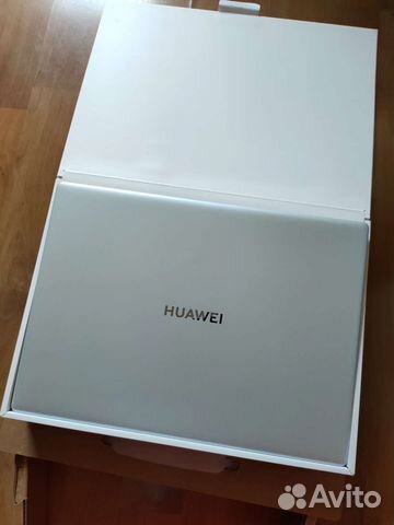 Huawei matebook X EUL-W19P