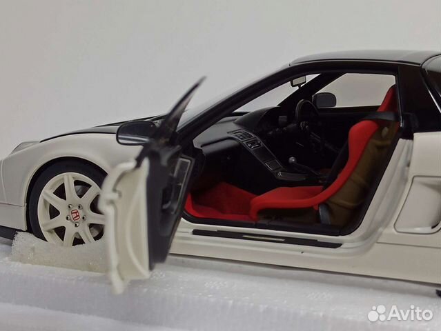 Honda NSX-R (NA2) - 2019 Autoart 1:18