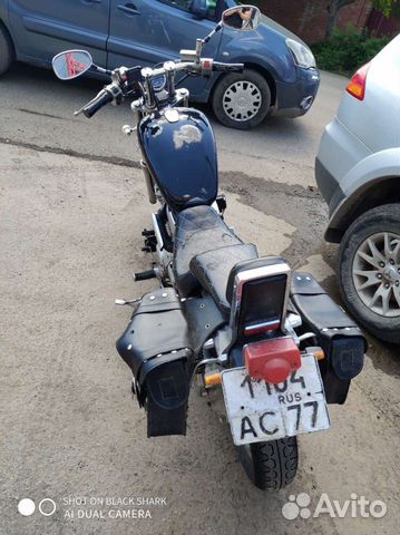 Suzuki intruder vs400