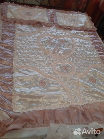 Покрывало 220х230 новое наволочки