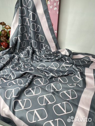 Шелковый платок Valentino серый