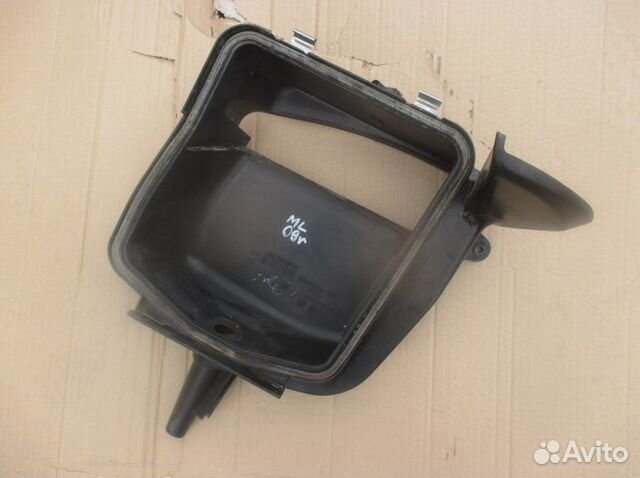 Воздухозаборник мерседес w204