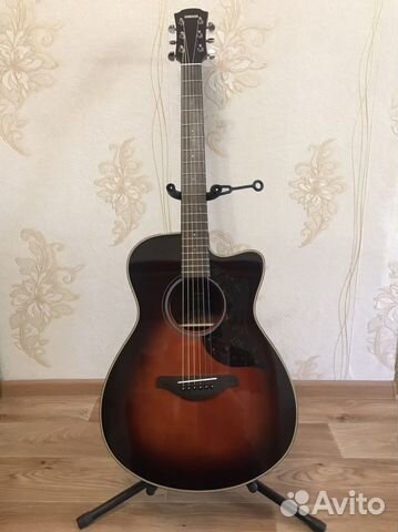 Электроакустическая гитара Yamaha AC1R
