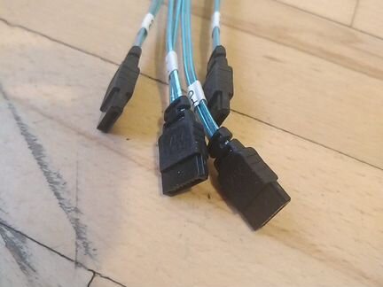 Raid Контроллер LSI L3-25121-86B 9260-4i 6GB/S 4-p