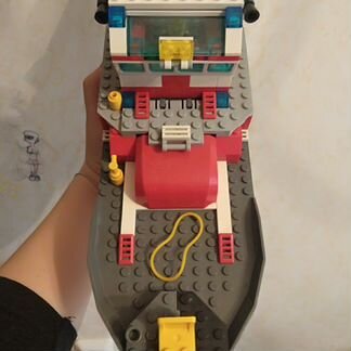 Корабль Lego оригинал