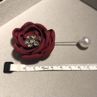 Брошь Роза
