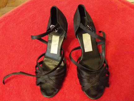 Туфли для танцев 