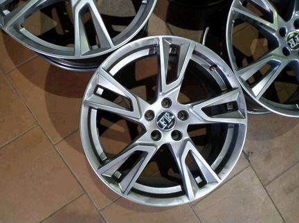 Диски бу литые R18 LU на Ford Jaguar Volvo