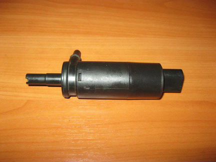 Насос омывателя фар Scania