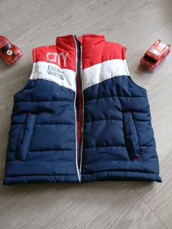 Яркий утепленный жилет для мальчика, 104 см