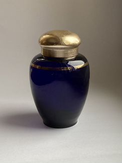 Чайница - синее кобальтовое стекло