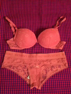 Комплекты белья Victoria’s Secret