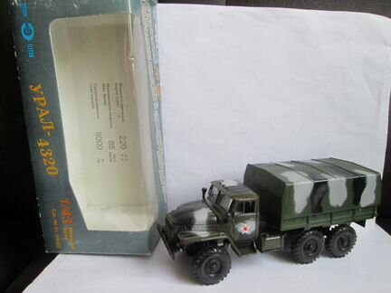 Урал 4320 камуфляж, новый 43 масштаб