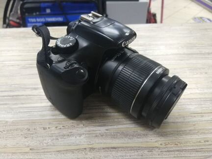 Зеркальный фотоаппарат Canon EOS 1100D