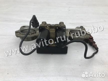 Клапан изменения фаз грм правый Audi A8 D3 BHT