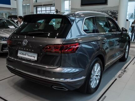 Volkswagen Touareg 3.0 AT, 2020