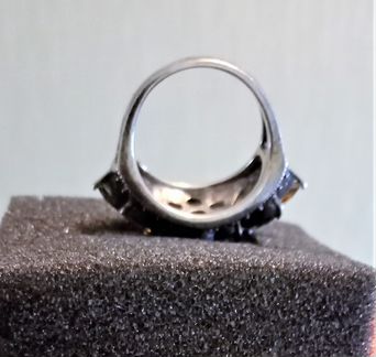 Кольцо серебряное с натуральными камнями