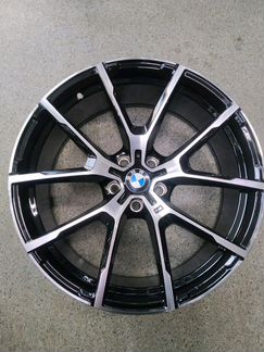На BMW G30 R19 разноширокие 5x112 NEW