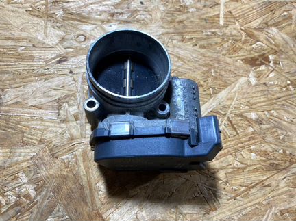 Заслонка дроссельная Audi Q7 4L (рестайлинг) 2010г