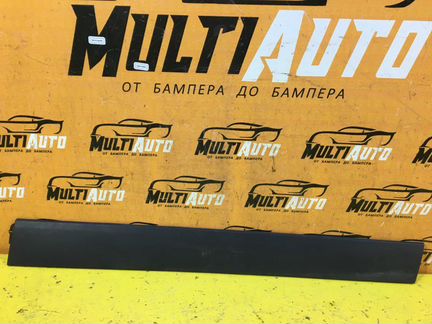 Накладка двери передняя правая Cadillac Srx 2