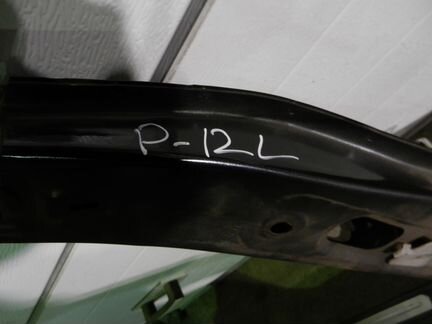 Порог левый - боковина Nissan Primera P12