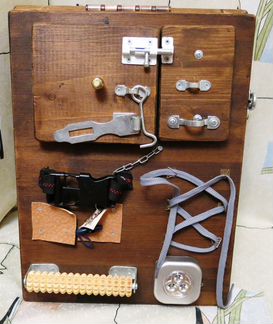 Двухсторонняя доска бизиборд