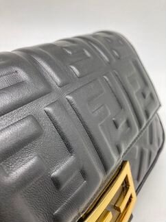 Сумка fendi baguette