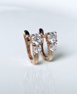 Золотые серьги с фианитами