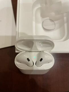 Беспроводные наушники airpods