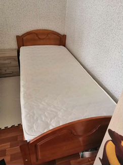 Кровать с матрасом 1.9х0.8