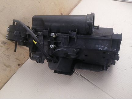 Корпус воздушного фильтра Mercedes-Benz A-Class