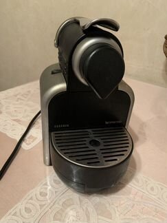 Кофемашина Nespresso Essenza