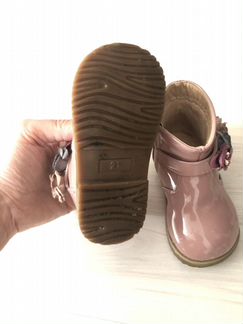 Ботинки осенние