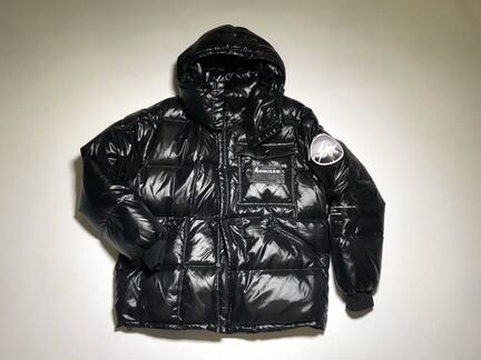 Пуховик Moncler