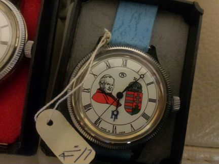 Часы механические