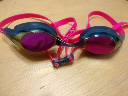 Очки плавательные