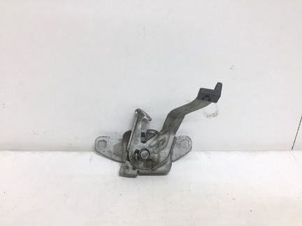 Замок капота передний Renault Kaptur 1 2016-2020