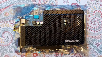 Видеокарта Gigabyte GV-NX86T256D