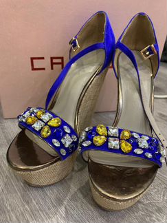 Босоножки Calipso