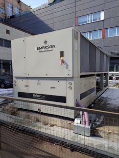 Чиллер Emerson Liebert-Hiross HPC-M SBS073 725квт