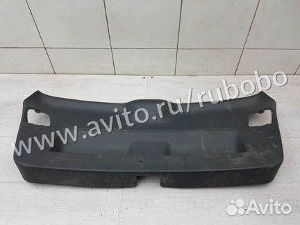 Обшивка крышки багажника Audi A3 8P BSE 2009