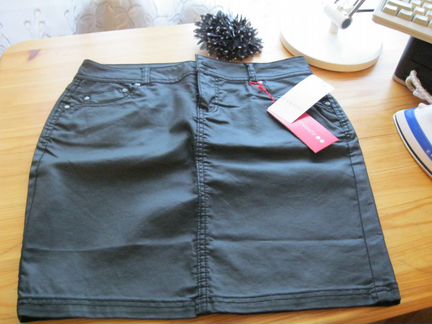 Юбка новая.Джинса.Стиль.Вид под кожу